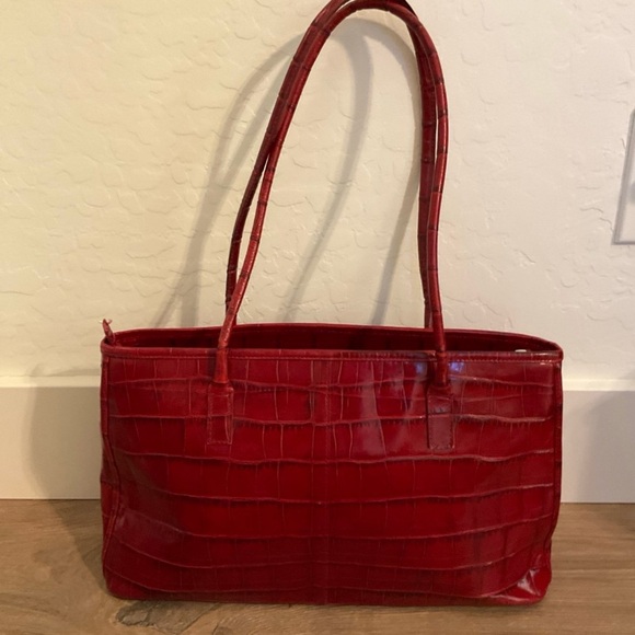 Monsac red faux crocodile embossed leather tote - Picture 2 of 12